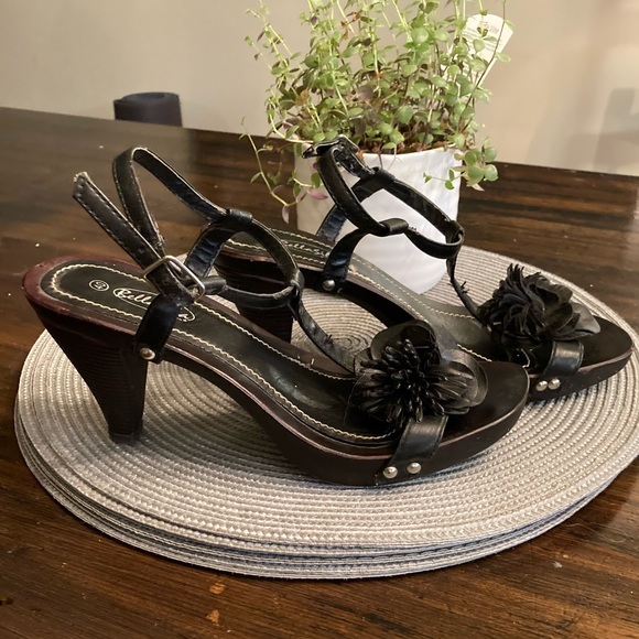 Black leather size 8 Italian . Very comfortable - Picture 5 of 5